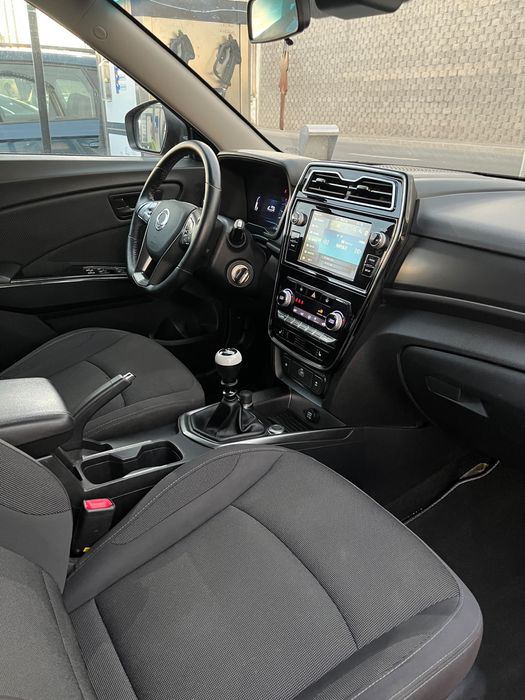 Ssangyong tivoli grand 2022