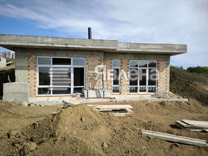 Продава се Къща в с. Черни връх, Област Бургас - 130 кв.м за 885 €/кв.м - Снимка #4