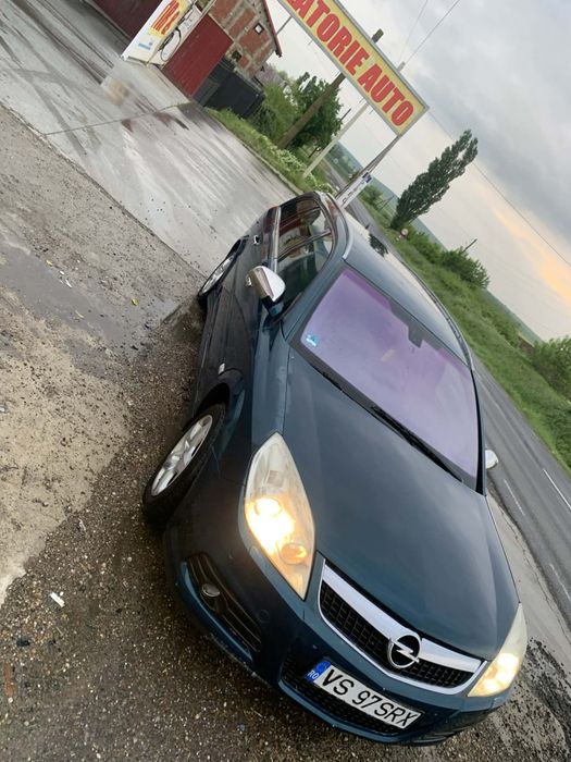 Opel Vectra 2.2 benzină radiată