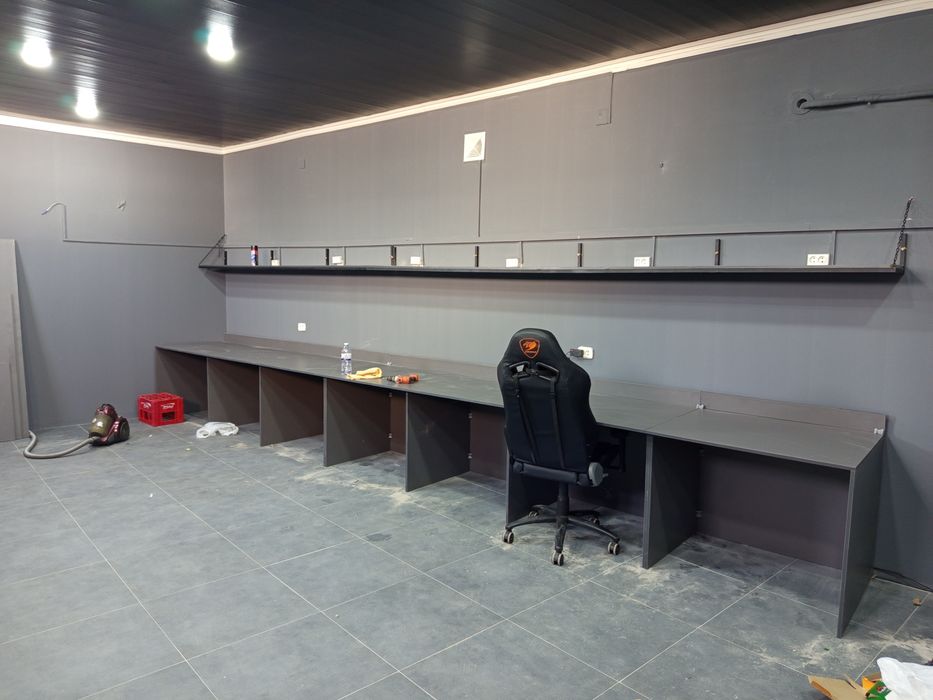 Loft kompyuter stollar