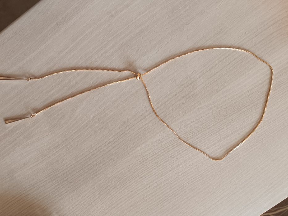 Нови бижута по три лева, обеци, колиета