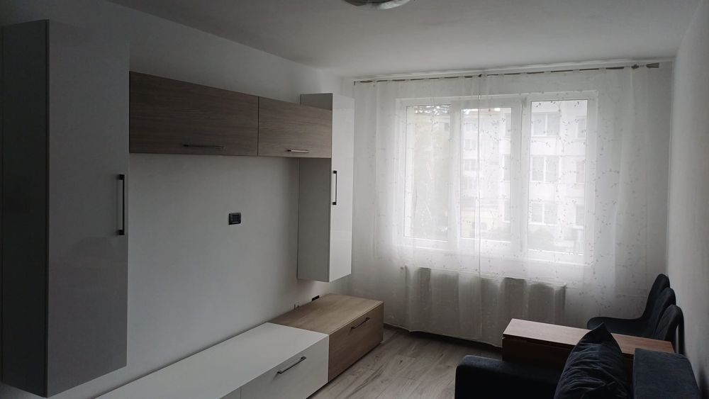 Apartament   2 camere,  zona Astra