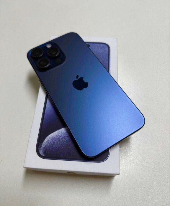 iPhone 15 PRO MAX BLUE cu 97% Bateria