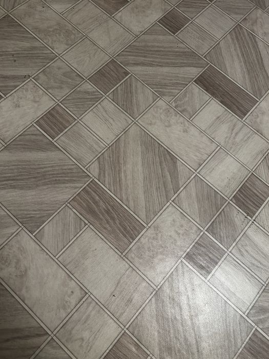 Линолиум 3.3х5.2 метра