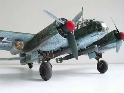 Сборная модель самолета Юнкерс Ju 88 А-5/А-17 (ЗВЕЗДА, 1/72)