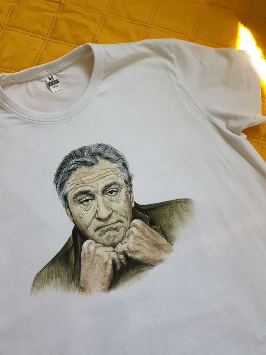 Ръчно рисувана тениска