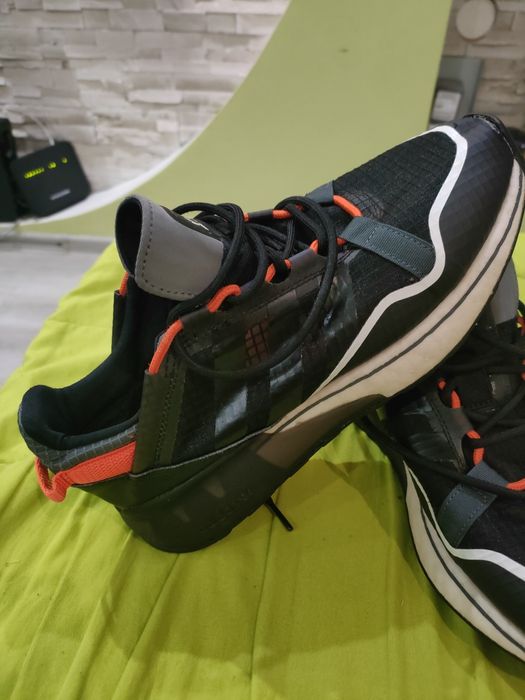 Продавам Adidas ZX 41,5