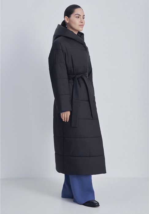 Стеганное утепленное пальто