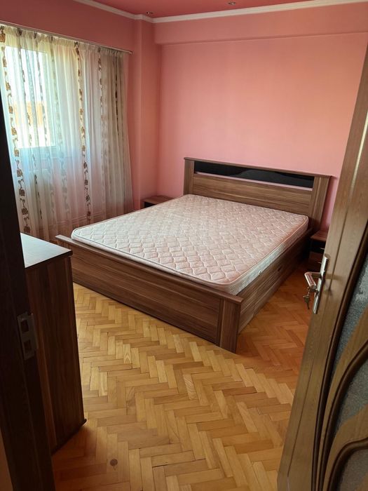 Proprietar inchiriez apartament 2 camere