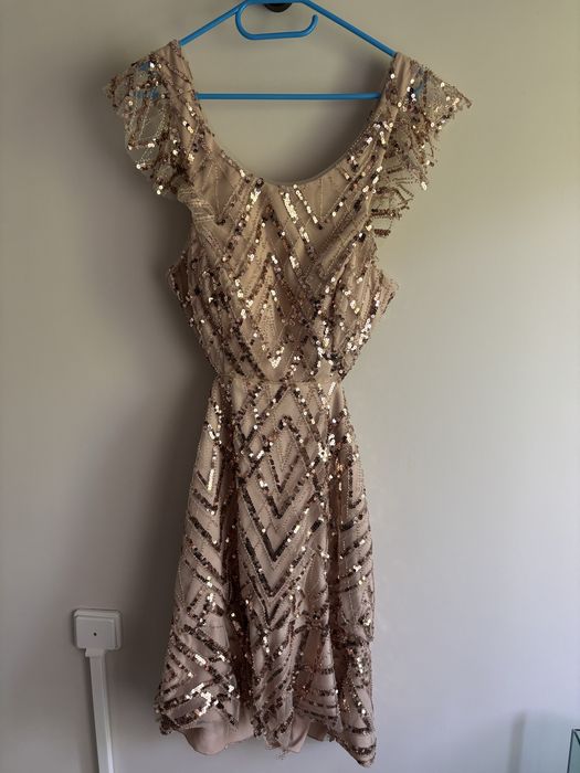 Allure рокля с пайети в цвят Nude S размер