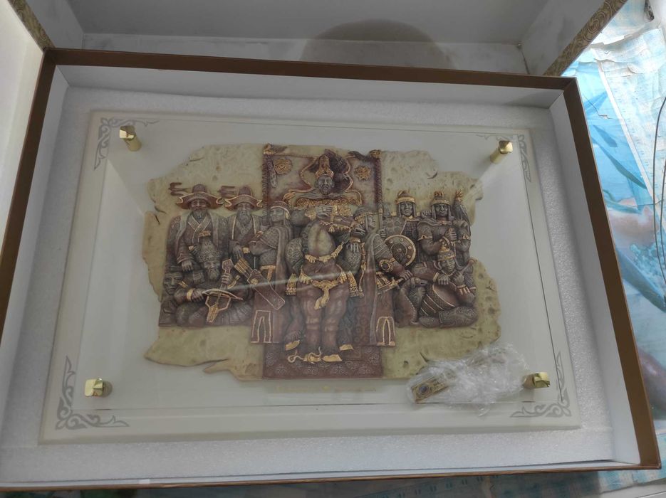 объемная картина под стеклом