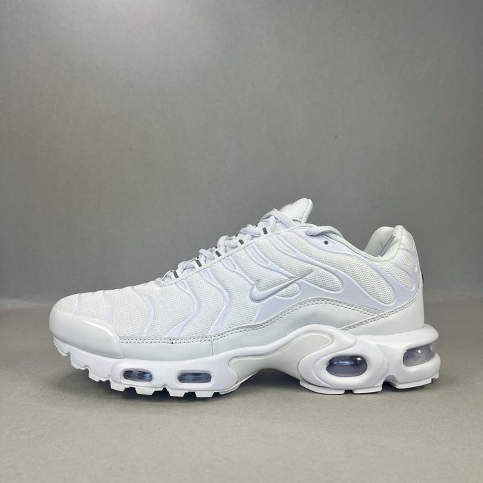 Nike Air Max Plus TN "Triple White"! НОВИ!