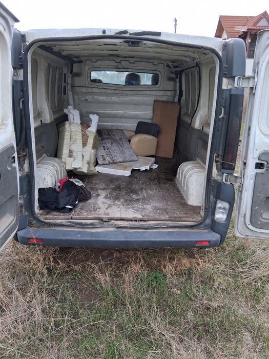 Vând Renault trafic 19D