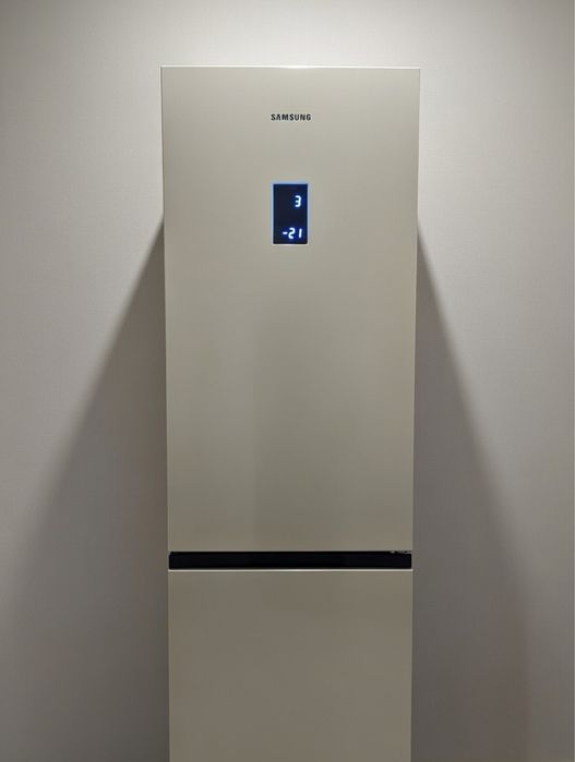 Холодильник Samsung NoFrost