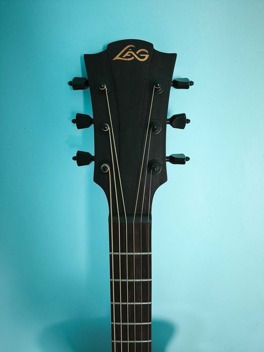 Chitară Acustică LÂG Tramontane T400D – Design Francez - efectiv noua