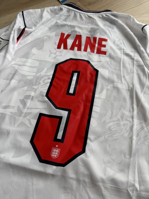 Tricou de fotbal Nike al nationalei angliei England cu Harry Kane 9 marime M nou cu eticheta world cup 2026