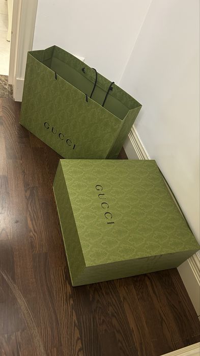 Gucci подарочные коробки, пакеты
