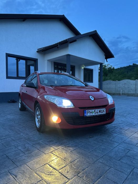 RENAULT Megane