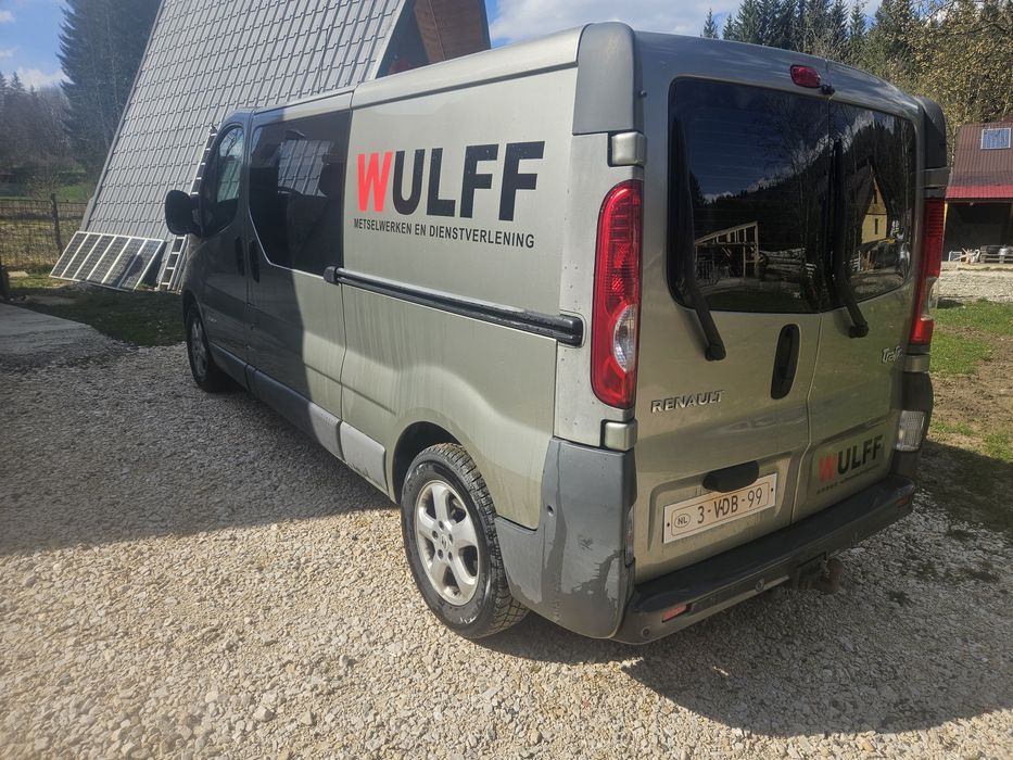 Renault Trafic  2,5 diesel automat
