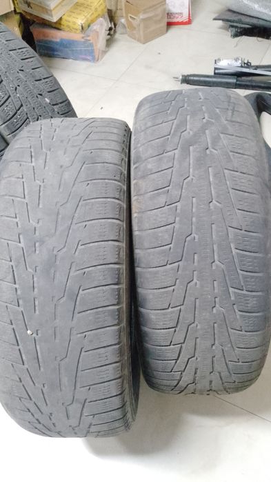 Продам покрышки легковой