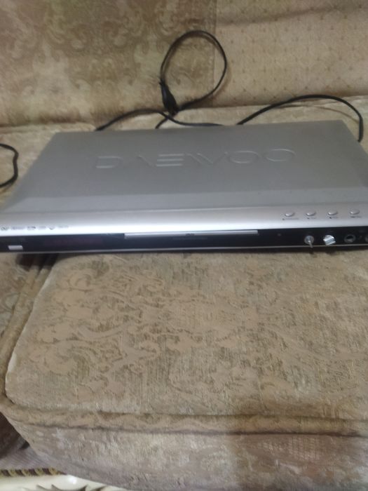 Видеомагнитофон Daewoo