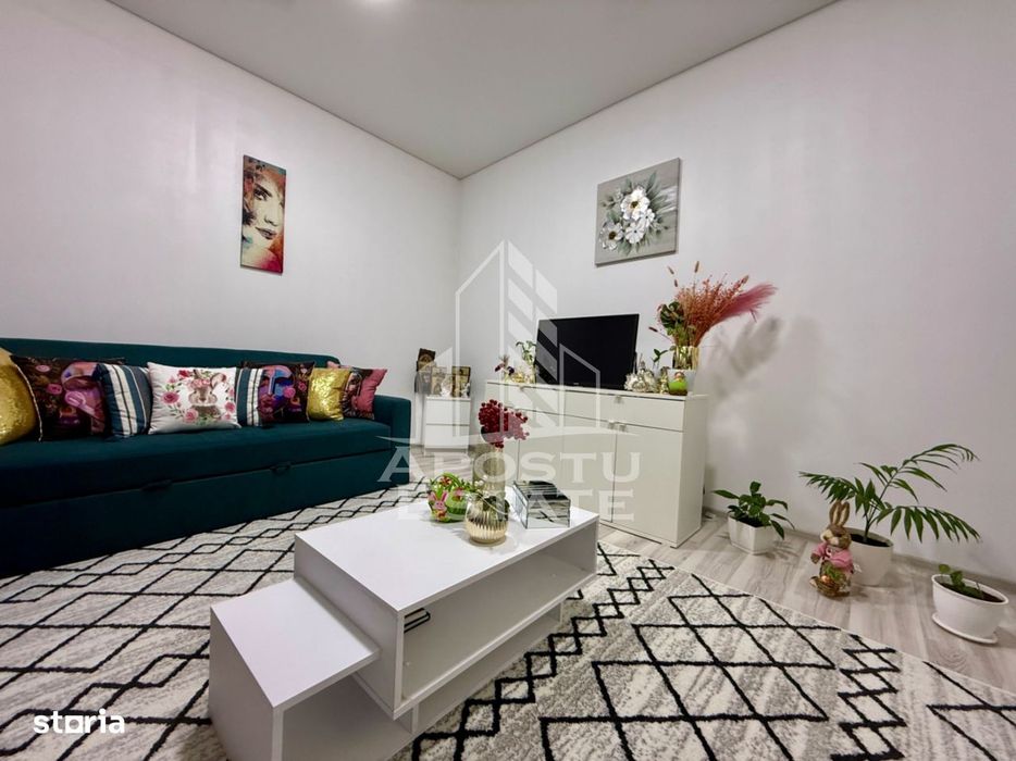 Apartament cu 2 camere si curte de vanzare in Complexul Studentesc