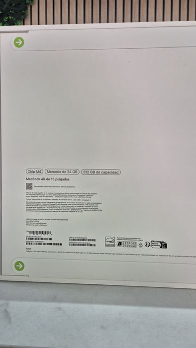MacBook Air 15-inch M4 512gb/24gb ram Silver