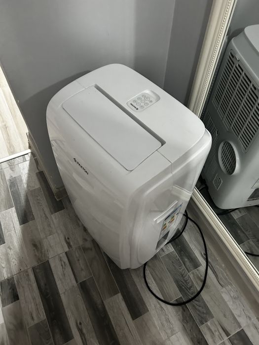 Vand aparat de aer conditionat