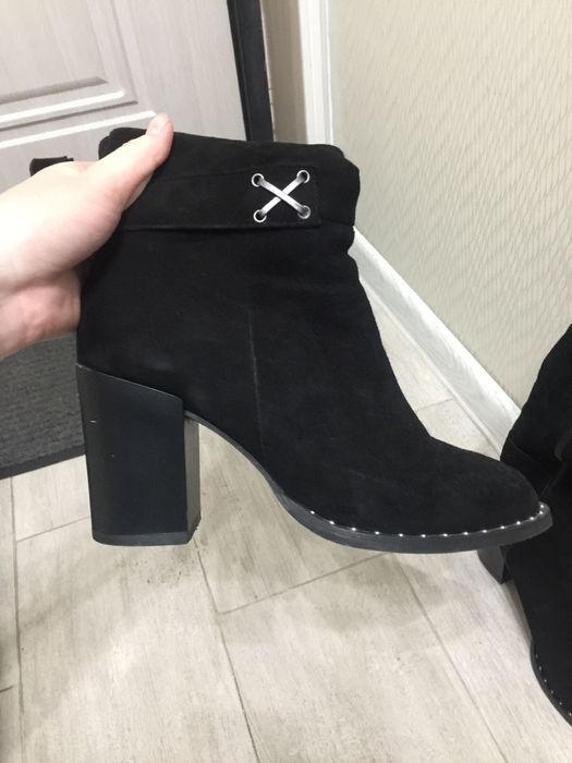 Продам зимние сапоги