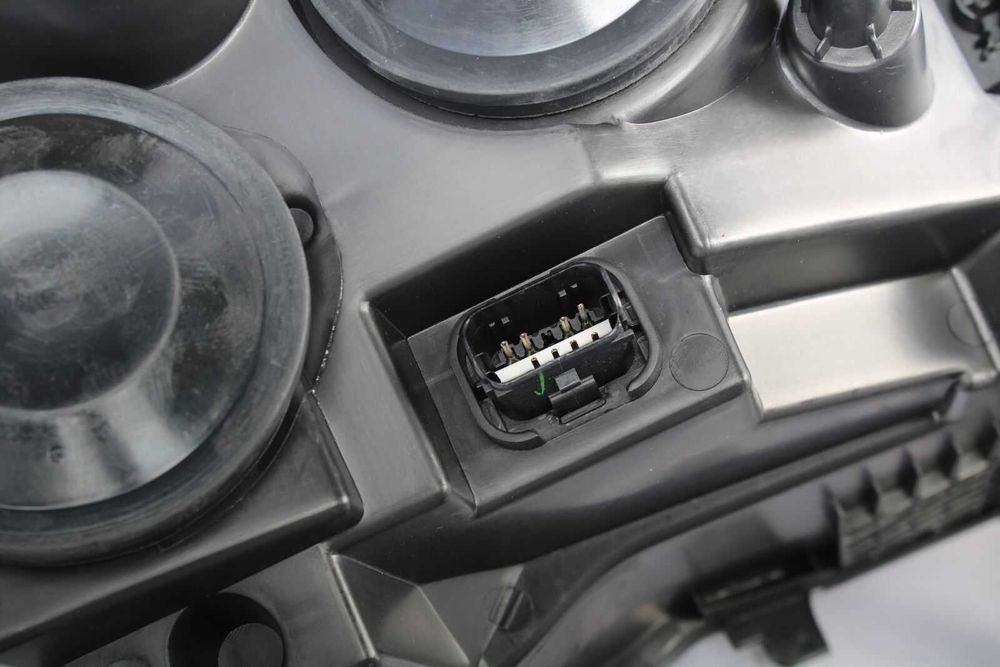 Фарове Фар за PEUGEOT PARTNER 2015 - 2019 / Пежо Партнер с мотор