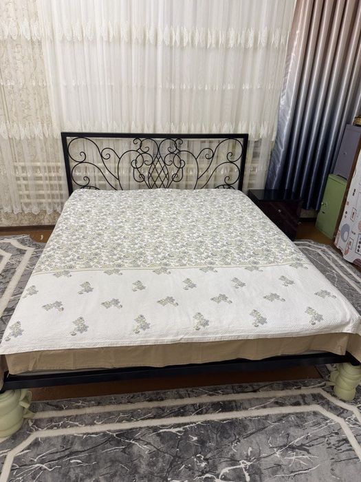 Кровать без матраса матрассиз