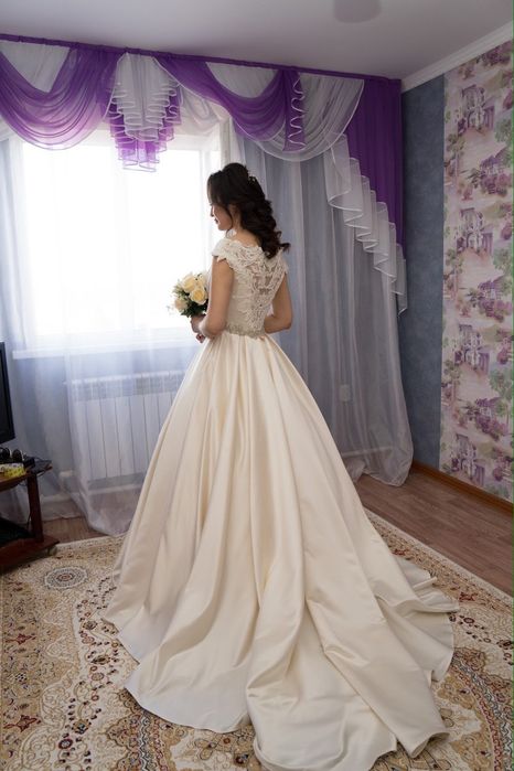 свадебное платье