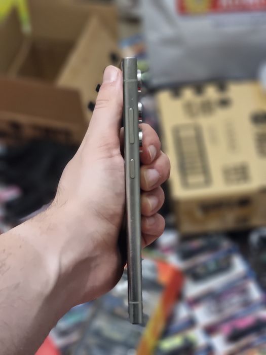 Samsung Galaxy S24 Ultra 512GB Titanium Grey в добро състояние