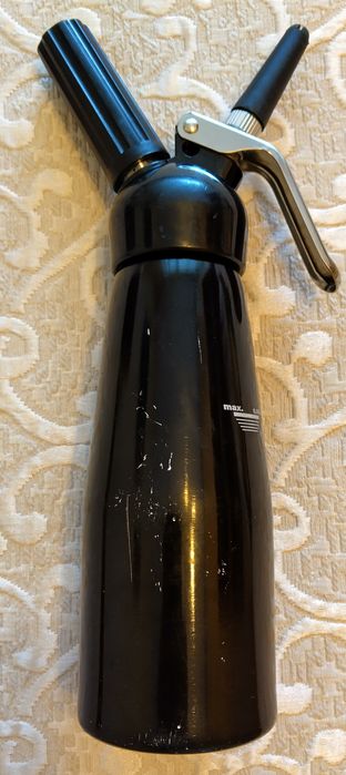 Сифон за сметана