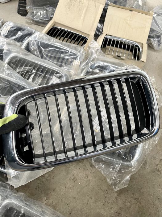 Оригинальные ноздри на BMW E32 E38 E39 E36 E46 БМВ Е32 Е38 Е39 Е36 Е46