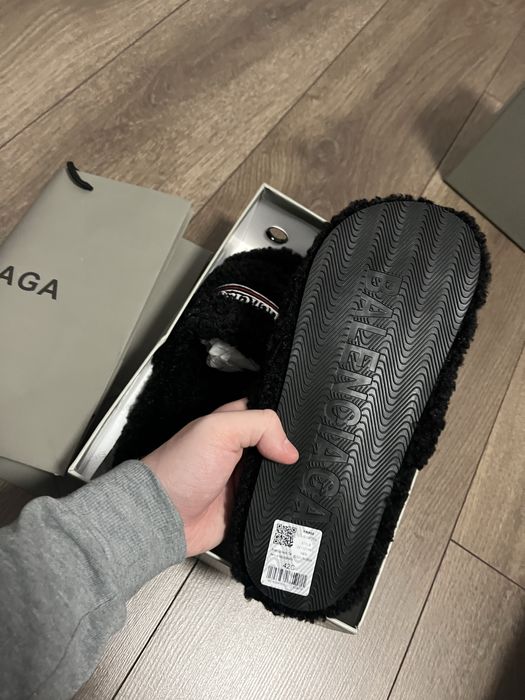 Balenciaga slippers