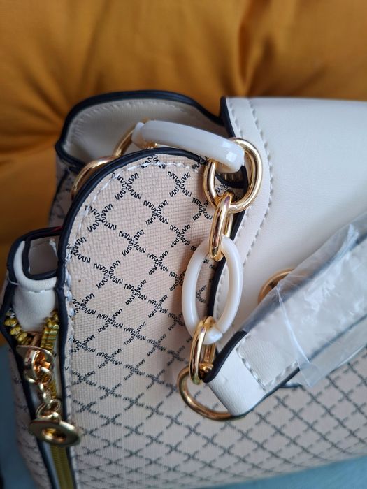 Стилна дамска  чанта