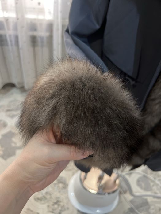 Продам парку женскую