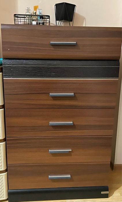 Спальный гарнитур