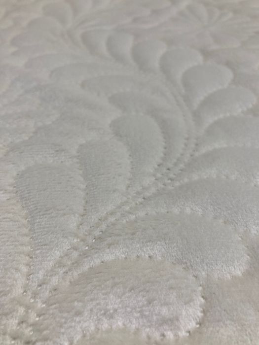 Луксозна кувертюра – нова, висококачествена