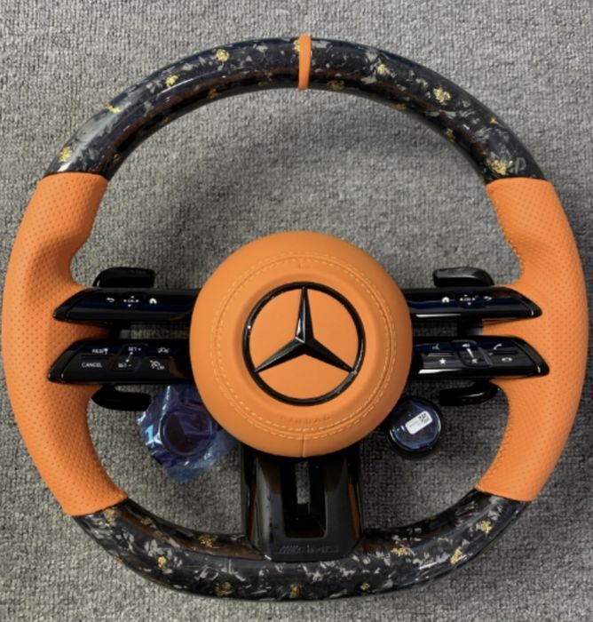 Volan Mercedes AMG Piele Carbon Padele la comanda