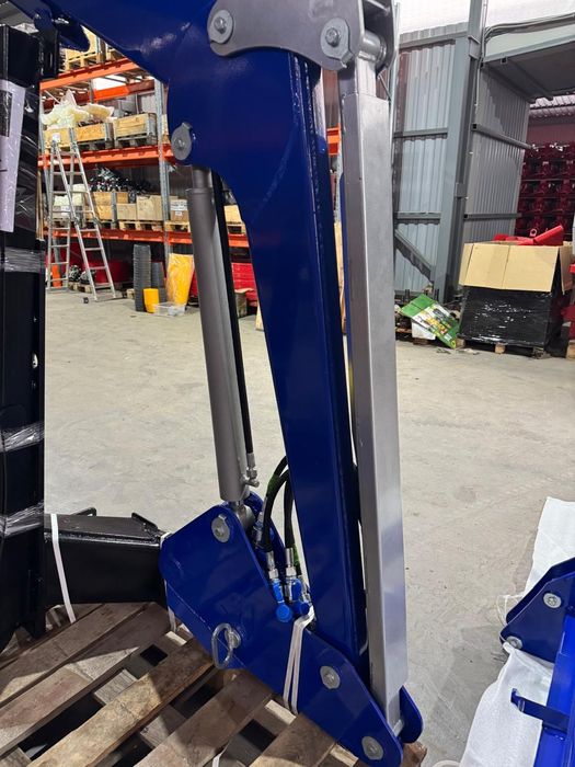 Фронтальный погрузчик КУН 1000кг