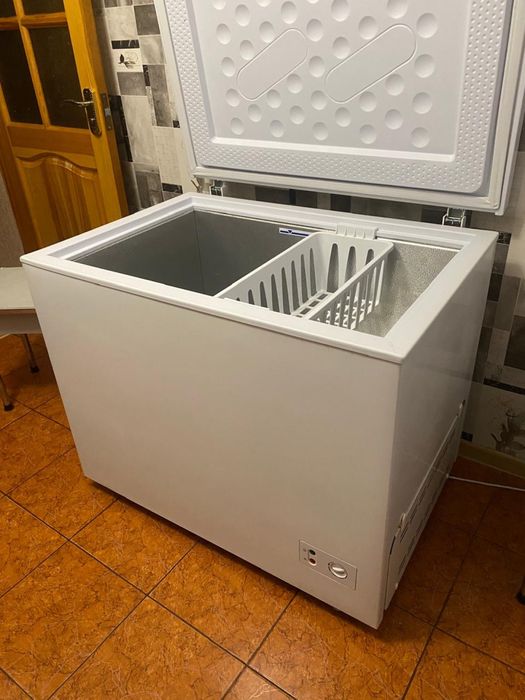 Продам морозильную камеру Бирюса