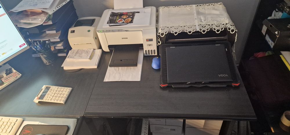 Mobila de birou  de vanzare