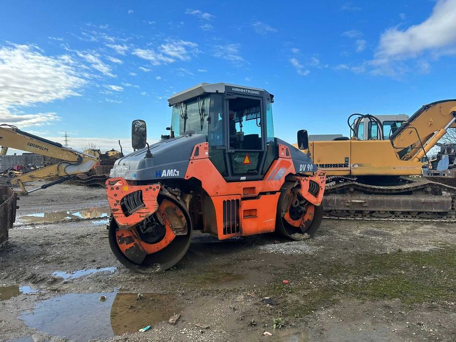 Dezmembrez Cilindru compactor Hamm DV90-piese de schimb Hamm