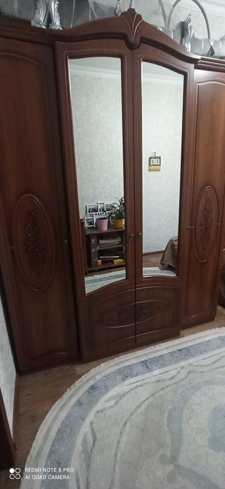 Спальний гарнитур