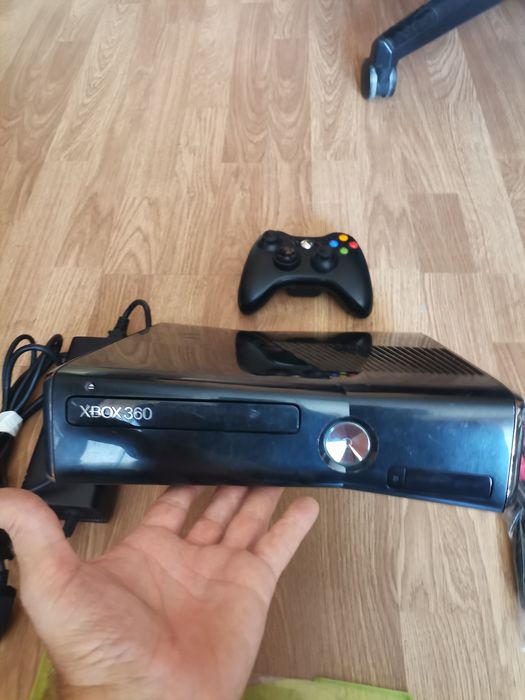 Игра Xbox 360 slim