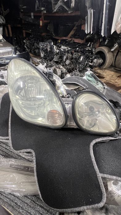 Передняя правая фара Лексус GS300 (160) американец