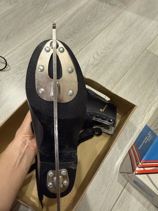 Коньки graf montana