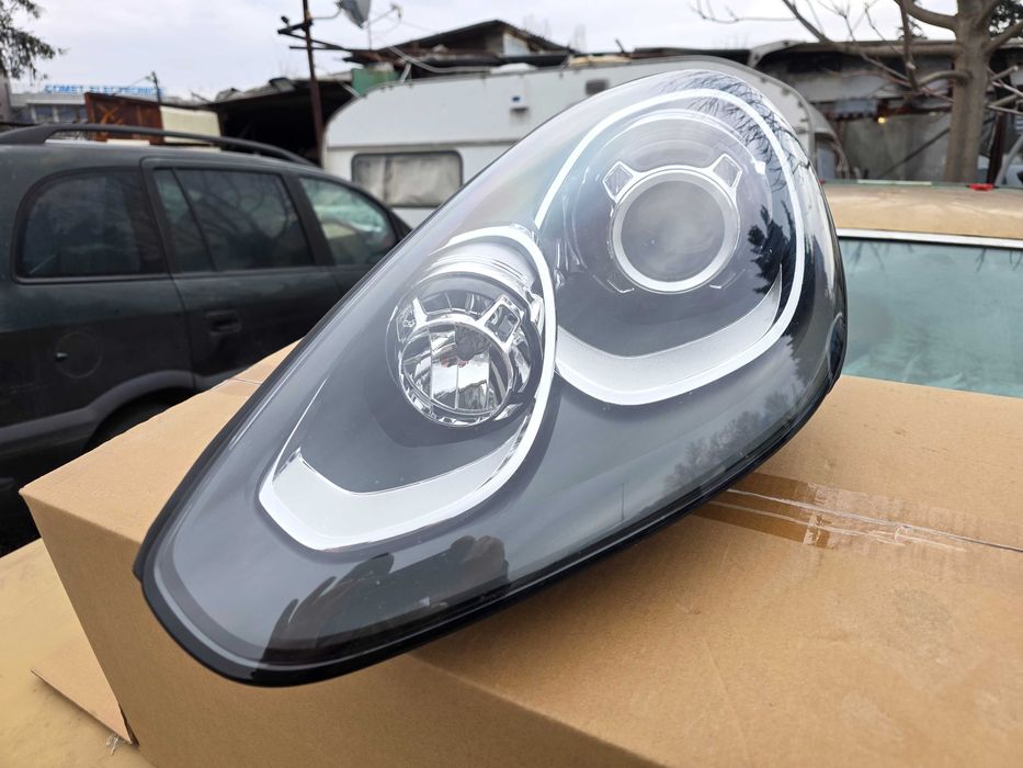 Ляв фар за Porsche Cayenne